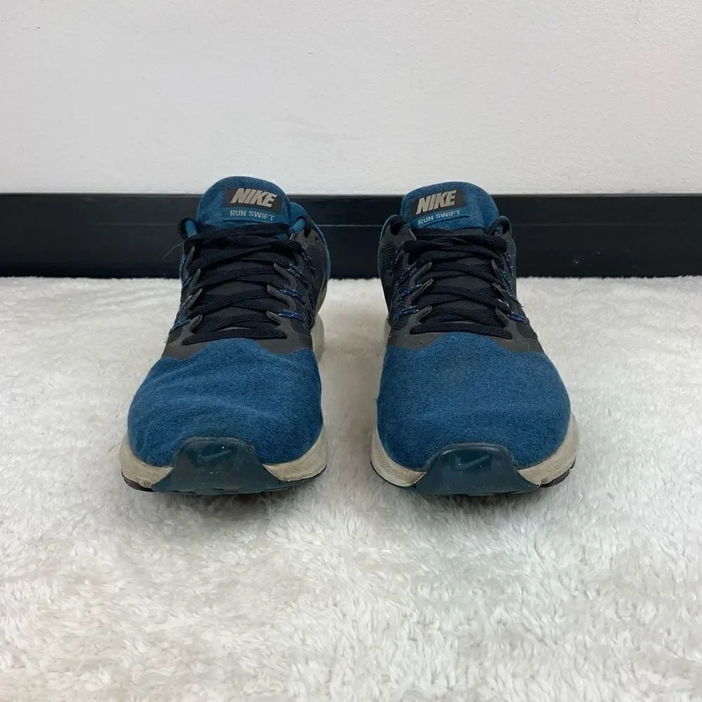 Nike run swift